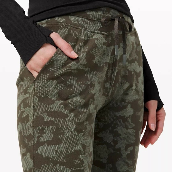 NWT Lululemon Ready to Rulu 7/8 Jogger Jacquard HGOG Camo Green size 8 New - Picture 3 of 13